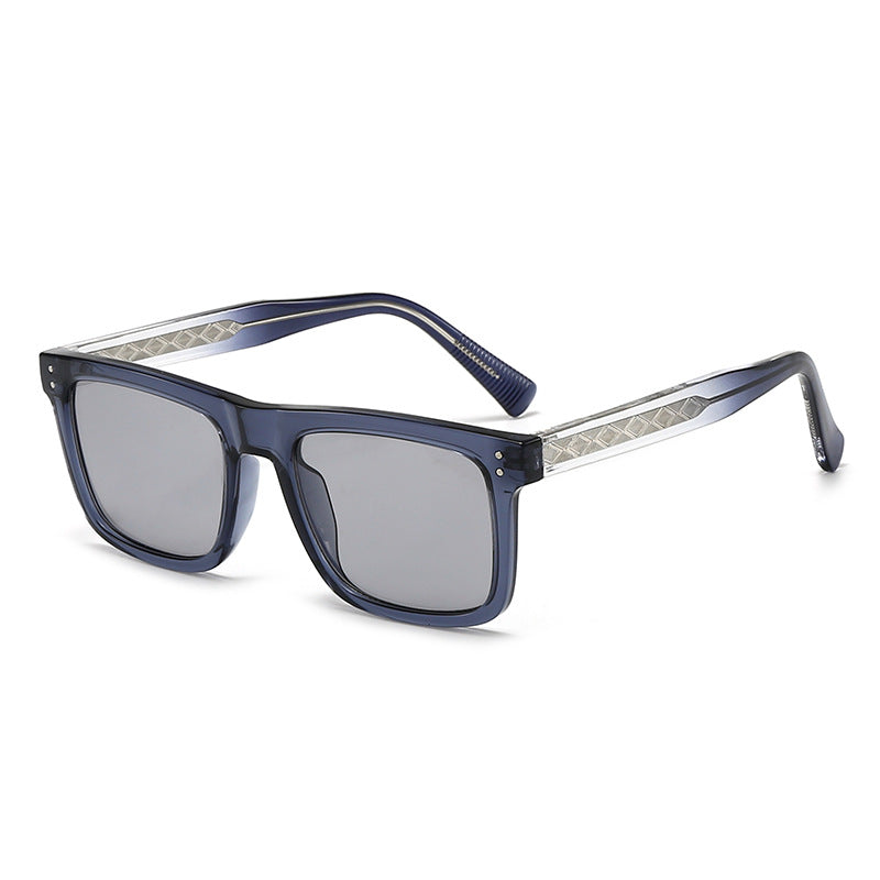 Women's sunglasses in a modern and sturdy design Stornfield