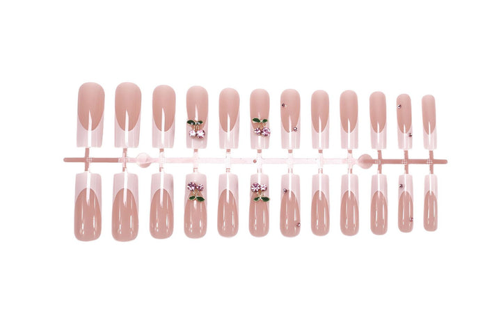 Artificial nail set with floral decorations Stornfield