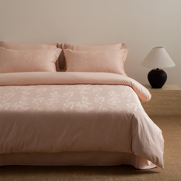 Luxury Jacquard Floral Duvet Cover Set with Pillow Shams