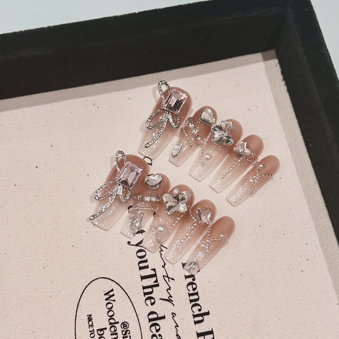 Glamorous Rhinestone-Embellished Press-On Nail Art Kit