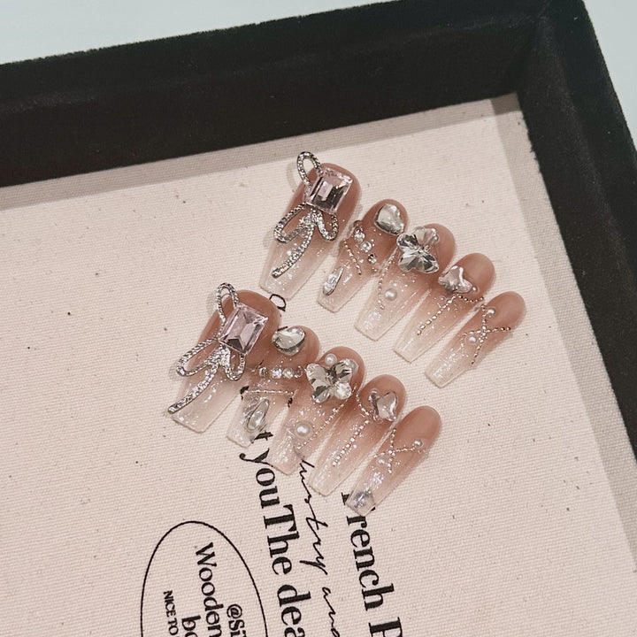 Glamorous Rhinestone-Embellished Press-On Nail Art Kit