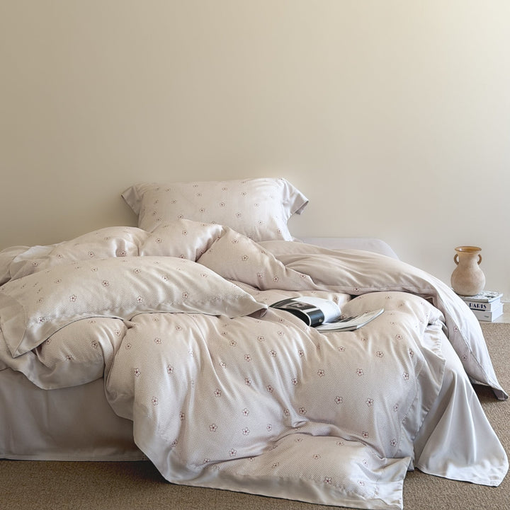 Ruffled Cotton Duvet Cover and Bed Skirt Set with Playful Bunny Print