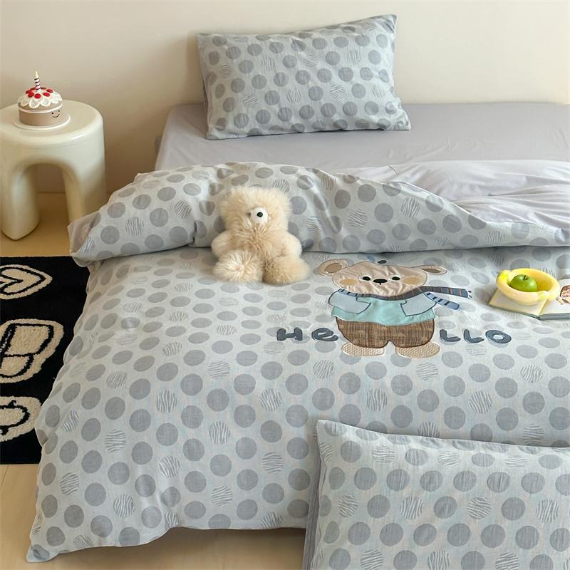 Cotton bed linen set with bunny appliqué and subtle dot jacquard