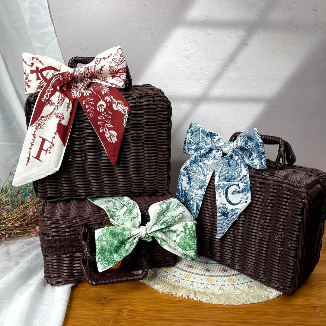 Women's handcrafted cosmetic storage case Stornfield