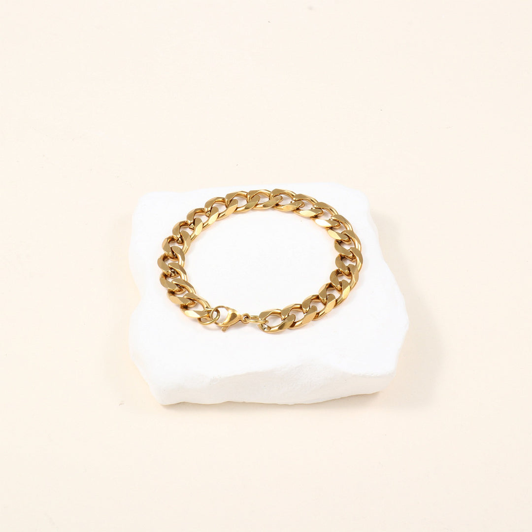 Bold Curb Link Chain Necklace Stornfield