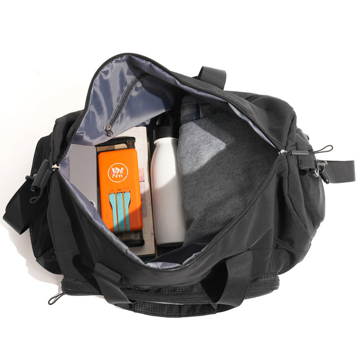 Multifunctional Travel Bag with Reinforced Materials and Innovative Compartment System Stornfield