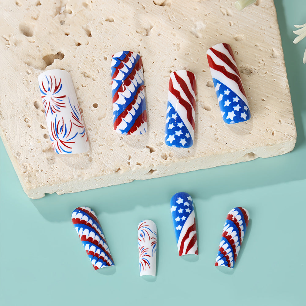 Artificial nails with patriotic patterns Stornfield