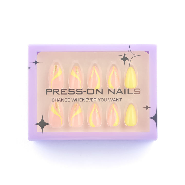 Artificial Press-On Nails with glamorous designs Stornfield