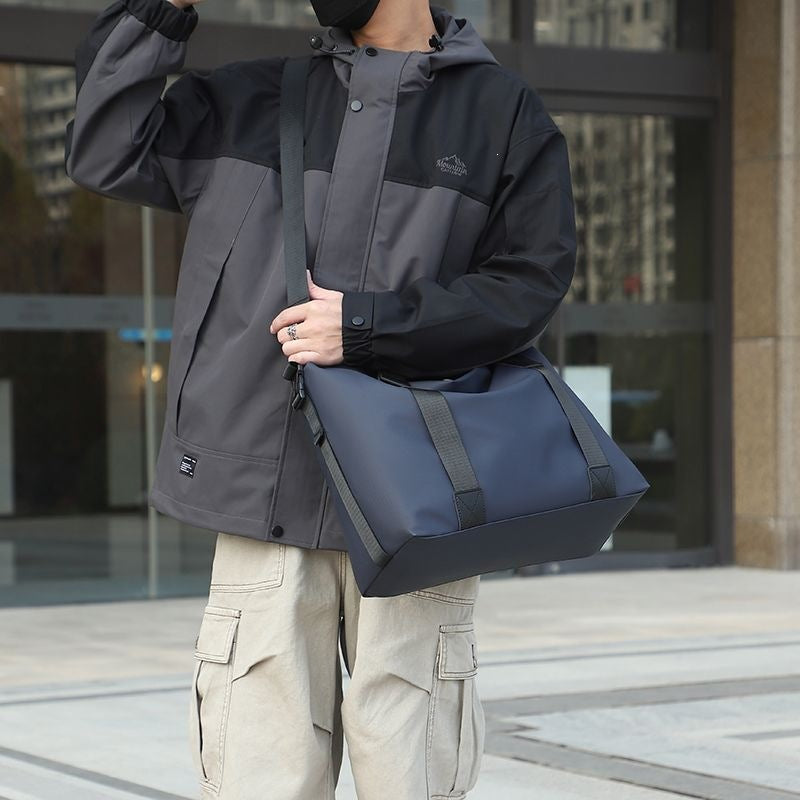 Sporty Travel Bag With Reinforced Interior And Removable Shoulder Strap Stornfield