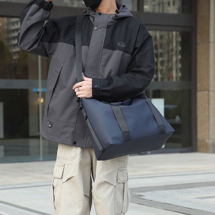 Sporty Travel Bag With Reinforced Interior And Removable Shoulder Strap Stornfield