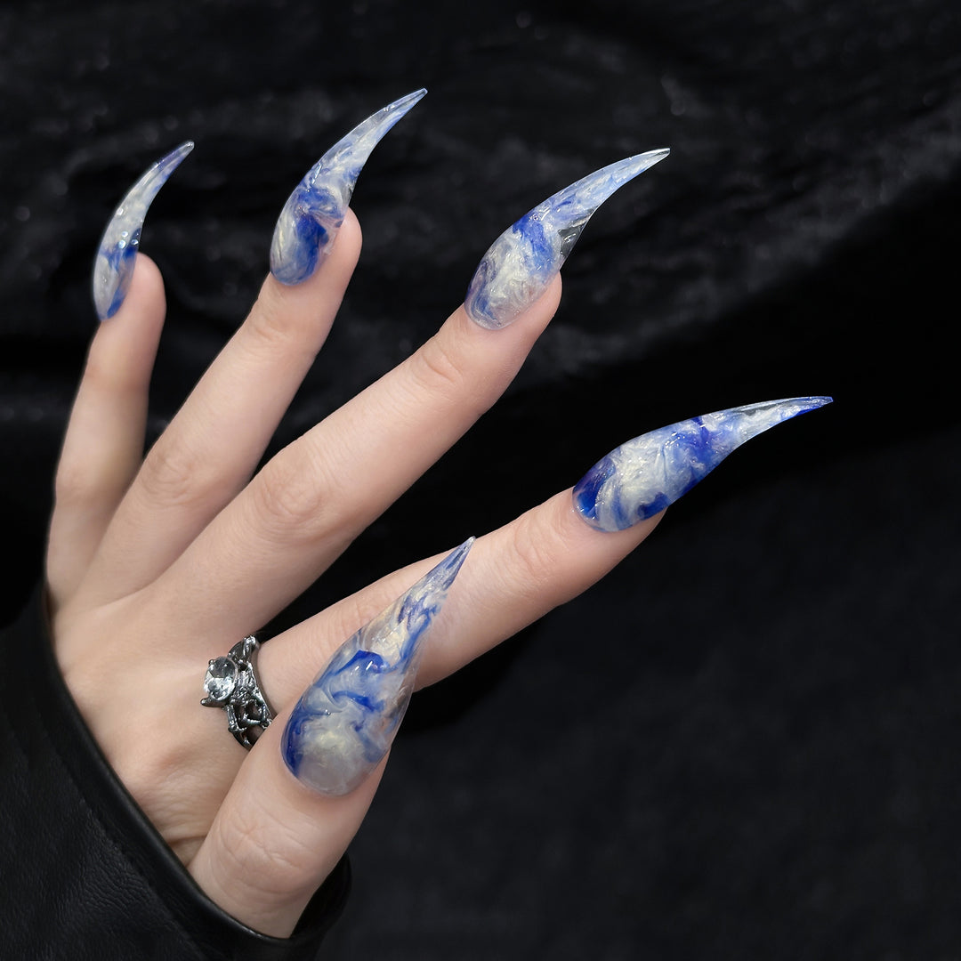 Stylish Acrylic Nail Art