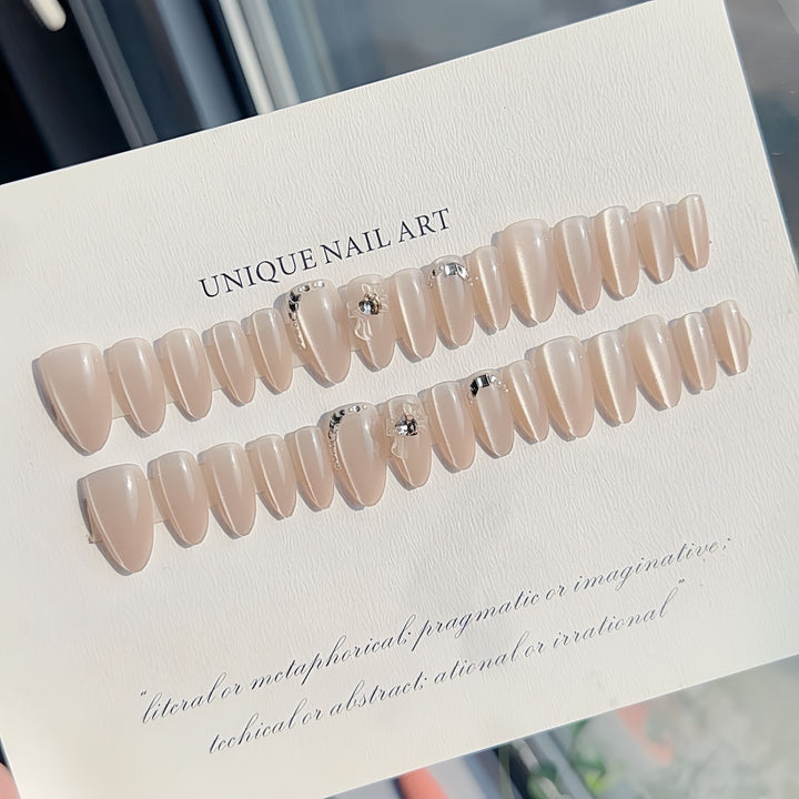 Elegant Press-On Nail Art Set Stornfield