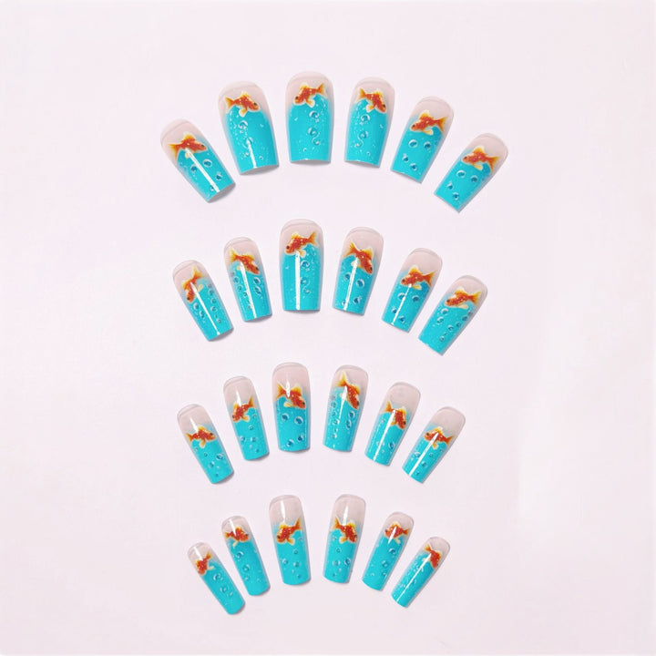 Artificial nail design with golden fish Stornfield