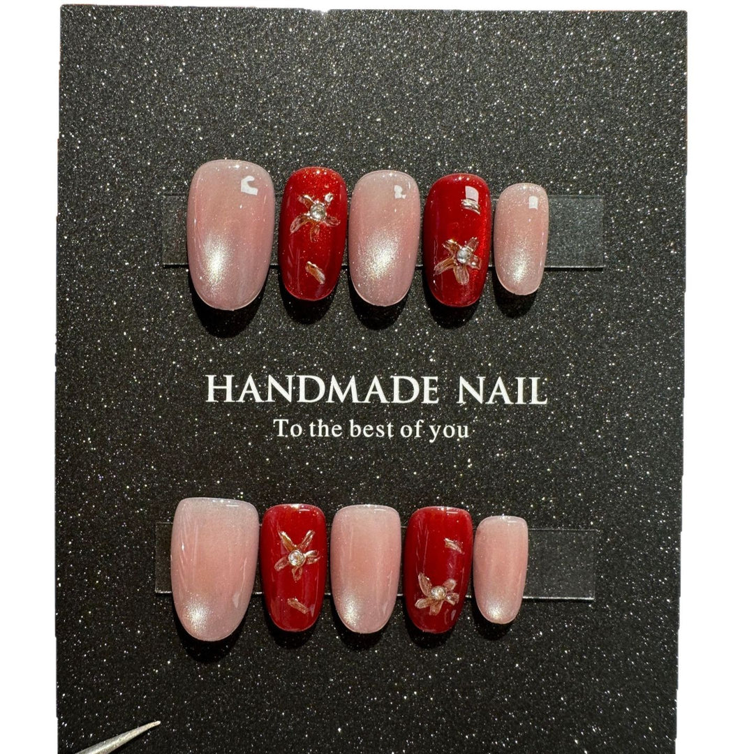 Handmade Nail Art Set with Elegant Floral Accents