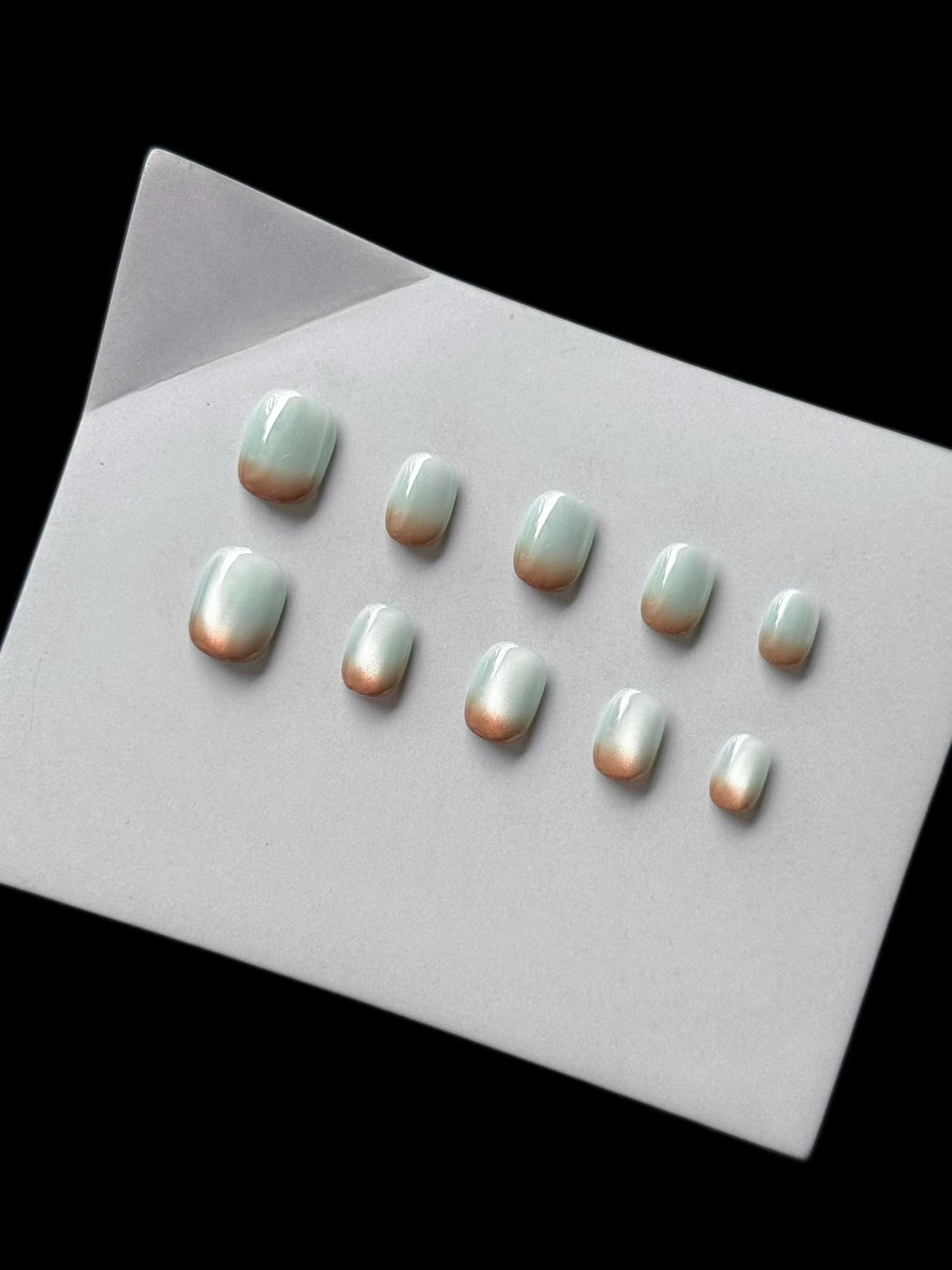 Stylish Press-On Nail Set with Gradient Finish