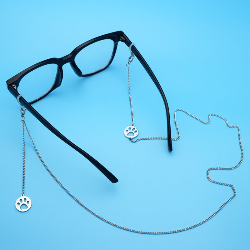 Pet-themed Eyewear Chain Stornfield