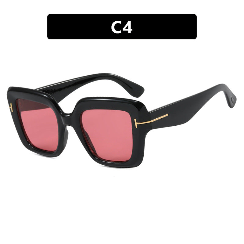 Women's square sunglasses with comfortable plastic frame and UV protection Stornfield