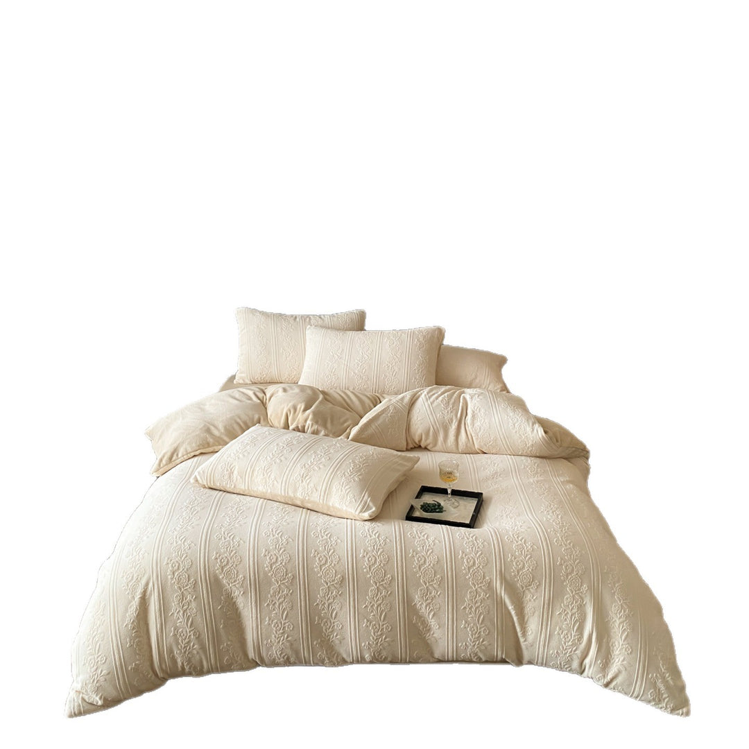 Luxurious duvet cover set in jacquard relief with fine floral quilting