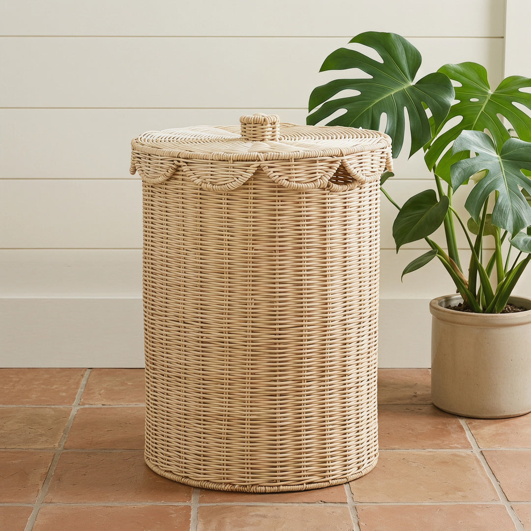 Practical laundry basket with lid Stornfield