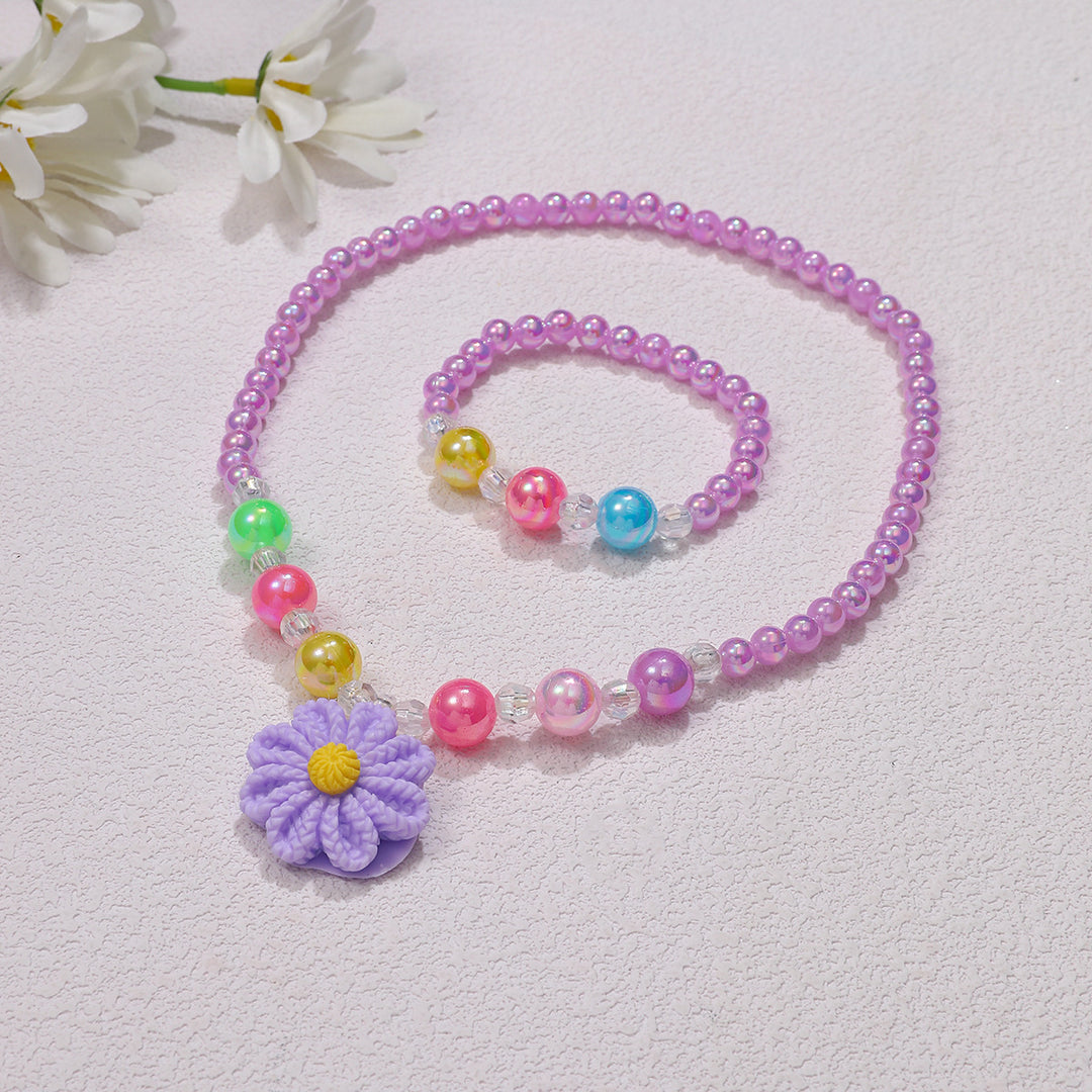 Playful jewelry set with flower pendant Stornfield