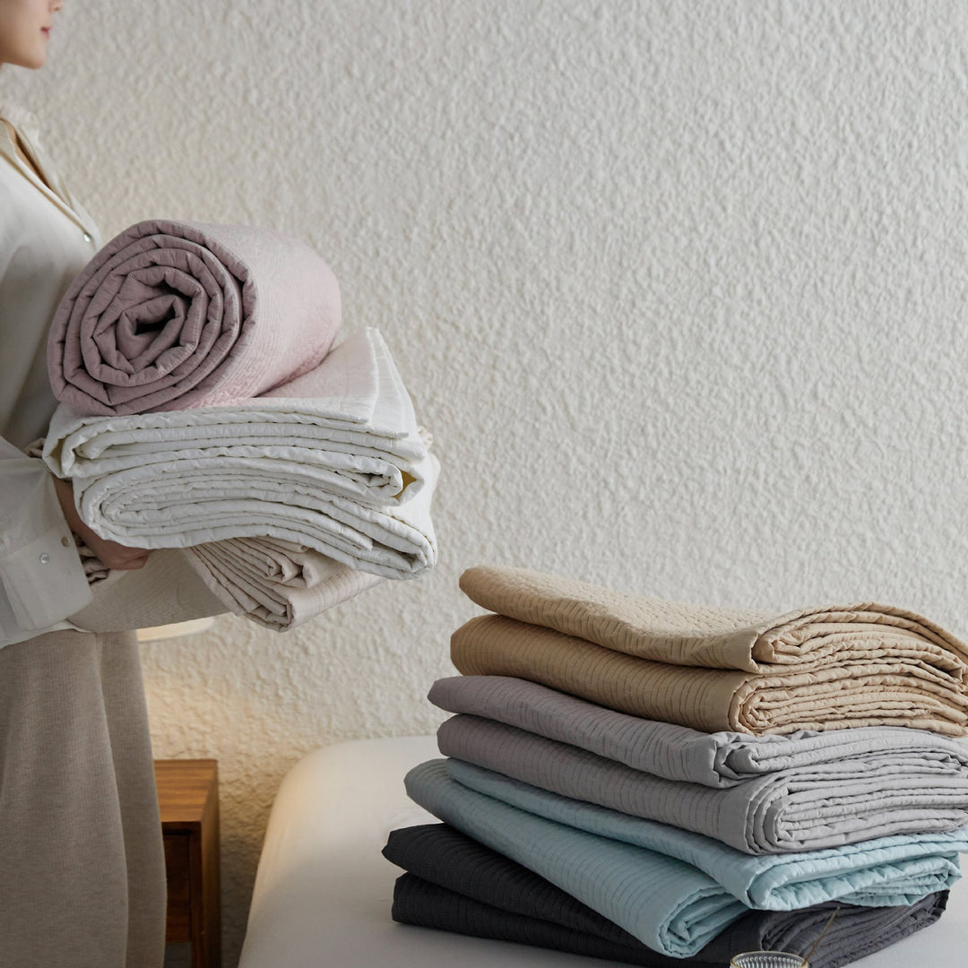 Lightweight Quilted Bedspread and Matching Pillow Sham Set