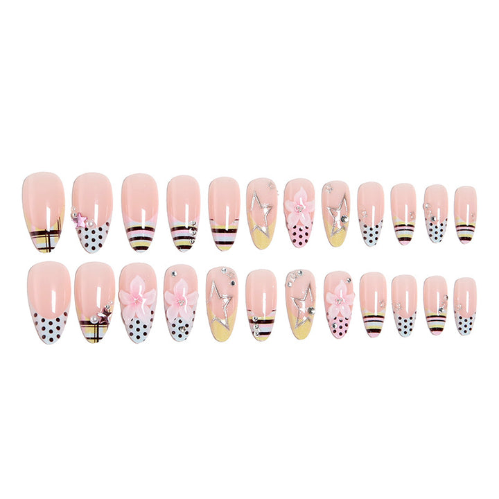 Artificial nail set with decadent floral and geometric design Stornfield