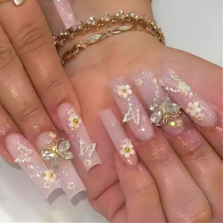 Extravagant Decorative Press-On Nails Stornfield