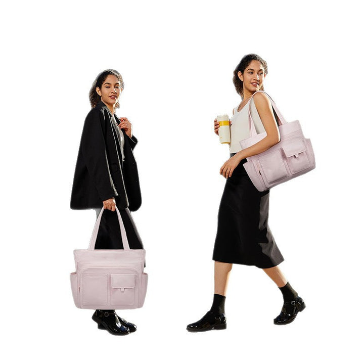 Multifunctional shoulder bag with numerous compartments Stornfield