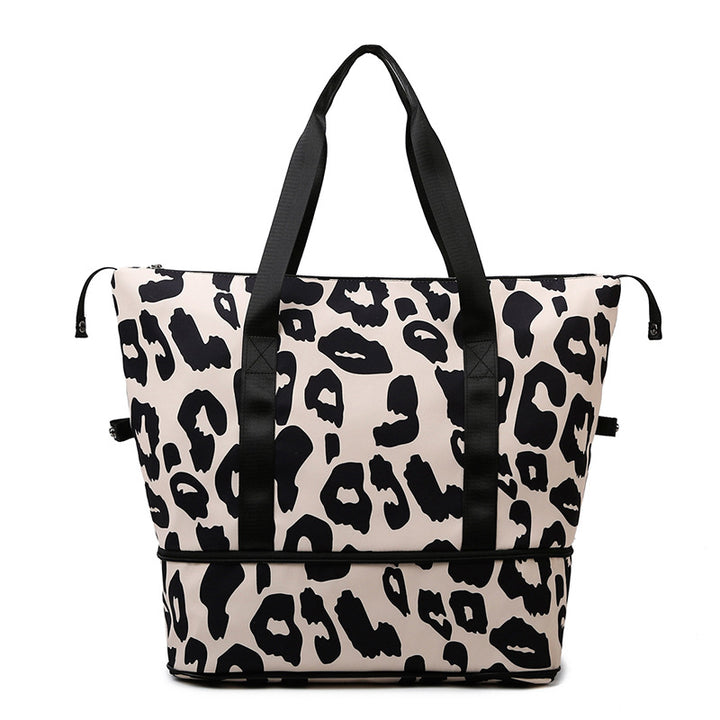 Sporty travel bag with innovative design and plenty of storage Stornfield