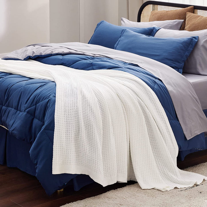 Women knitted throw blanket Stornfield