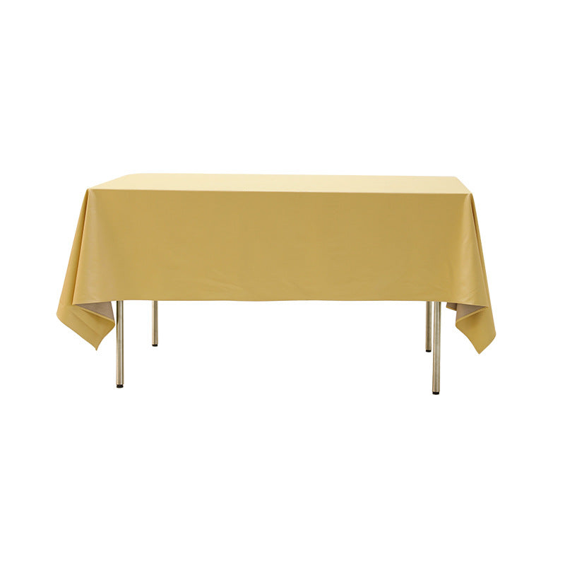 Rectangular easy-care tablecloth made of cotton blend with water-repellent coating and fine texture Stornfield