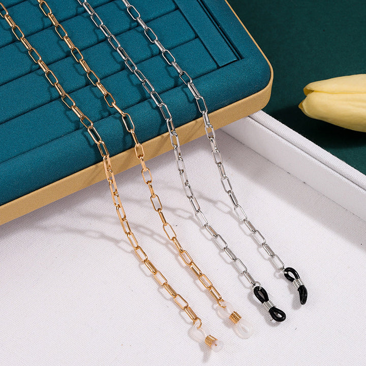 Elegant Pearl Eyewear Holder Chain Stornfield