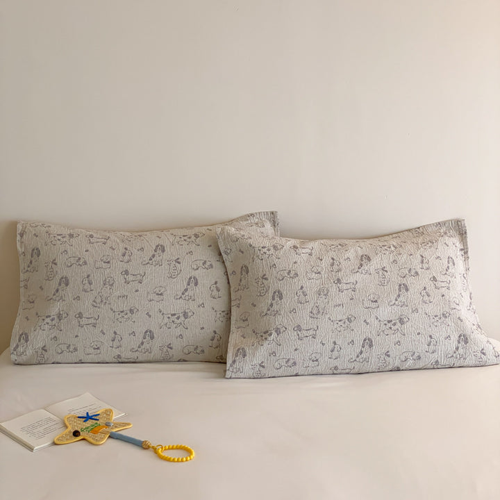 Quilted Cotton Pillowcase Pair with Embroidered Lamb Motif and Soft Crinkle Texture