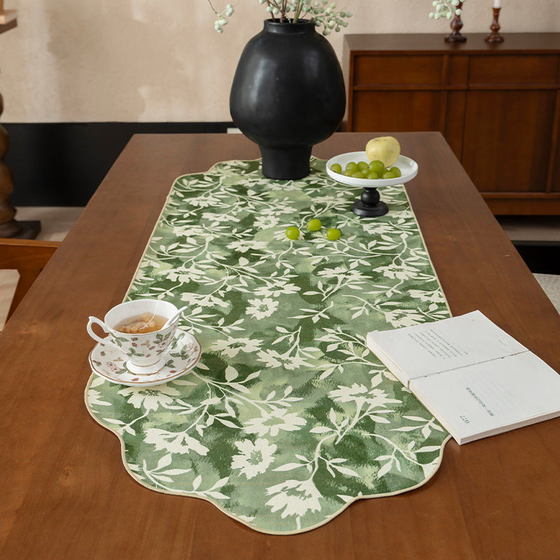 Elegant decorative table runner Stornfield