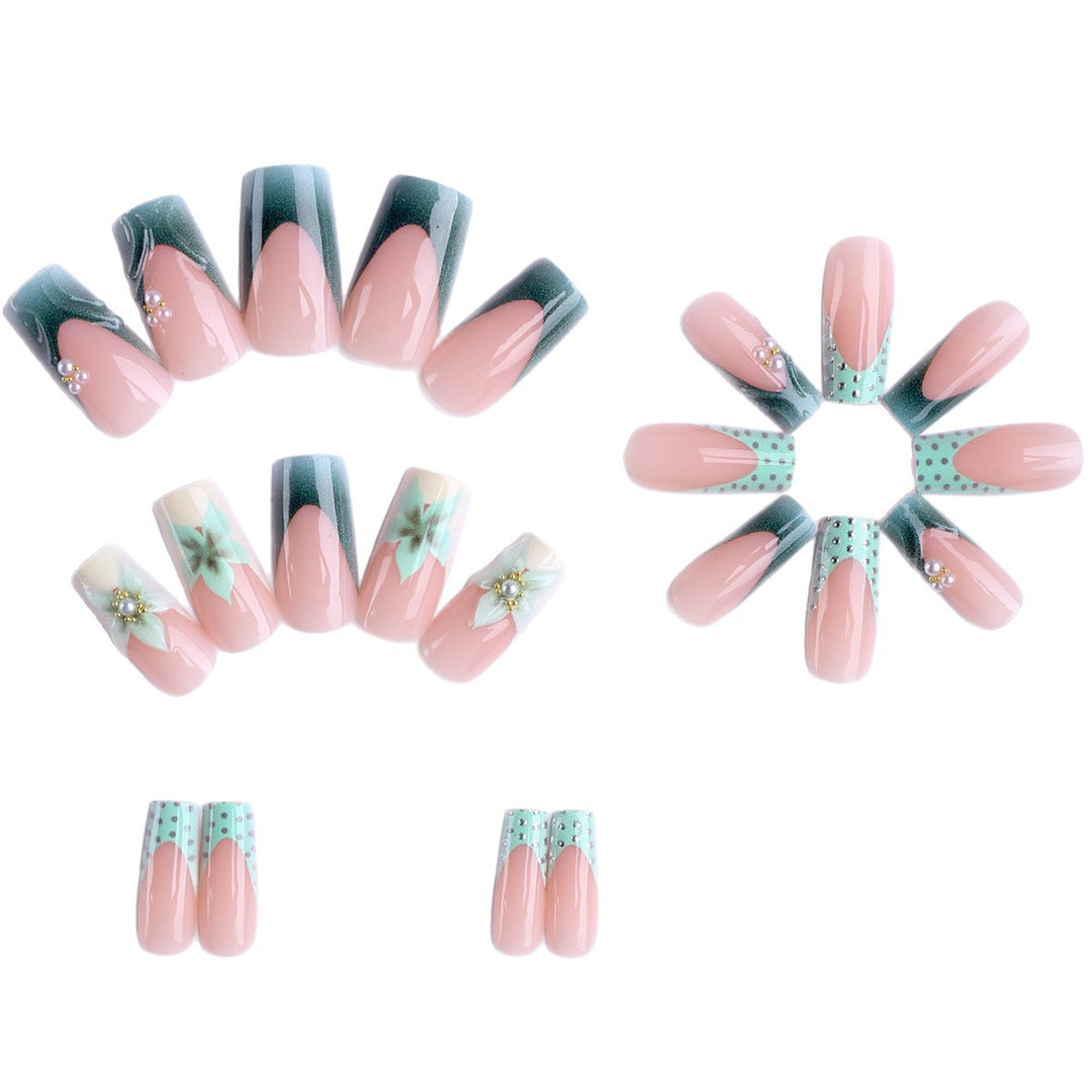 Creative acrylic nails with 3D floral design Stornfield