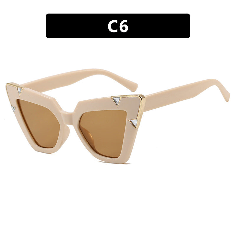 Women's Cat-Eye Sunglasses with Luxurious Design and Protective UV Filter Stornfield