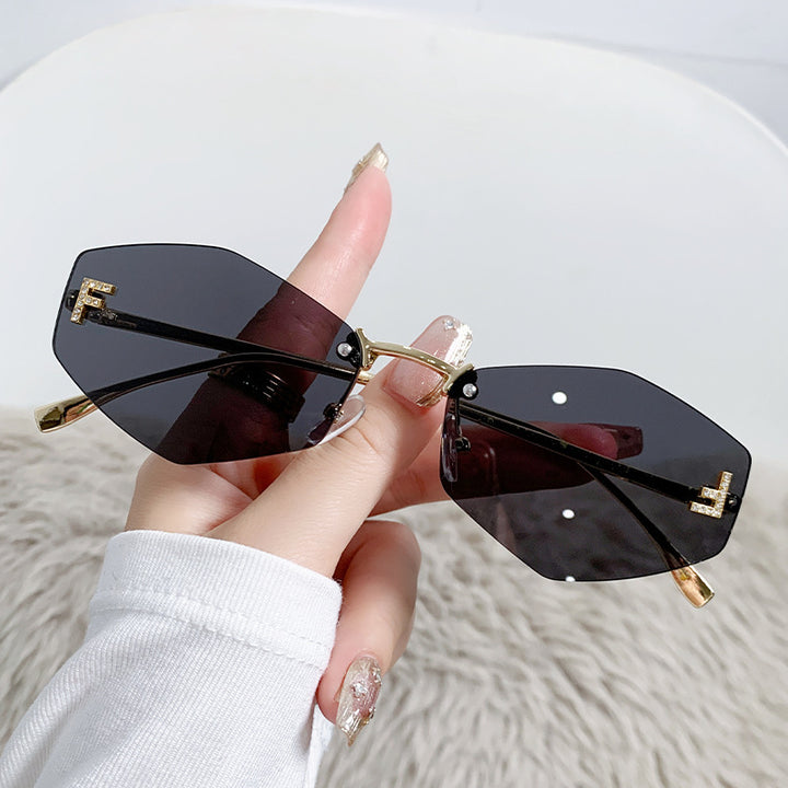 Women's designer sunglasses with innovative hexagonal frame Stornfield