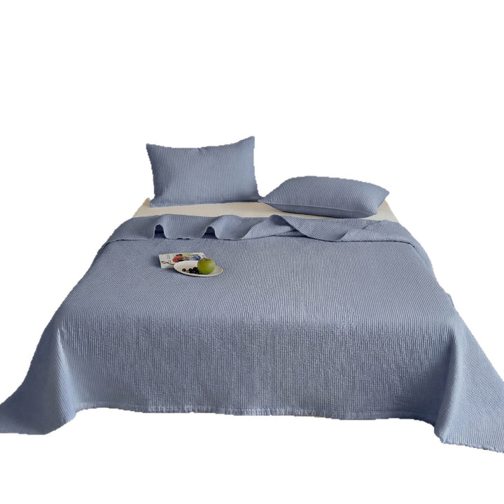 Quilted cotton bedspread set with fine linear stitching