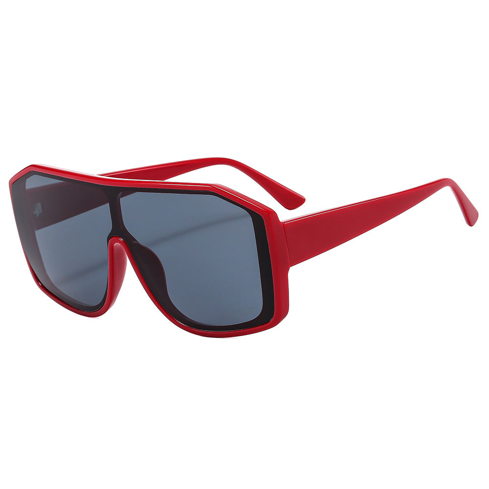 Women Fashionable Oversized Sunglasses in Extravagant Animal Print Design Stornfield
