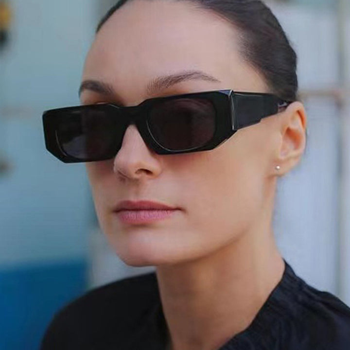 Ladies oversized sunglasses with geometric frame and UV protection Stornfield