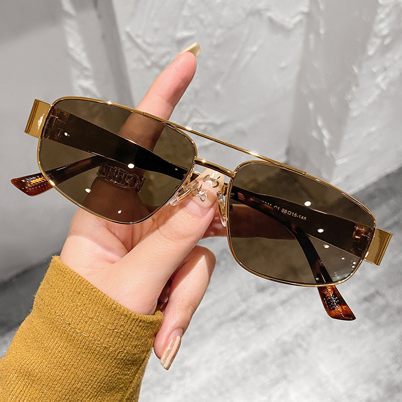 Ladies sporty sunglasses with polarized lenses and elegant metal frame Stornfield