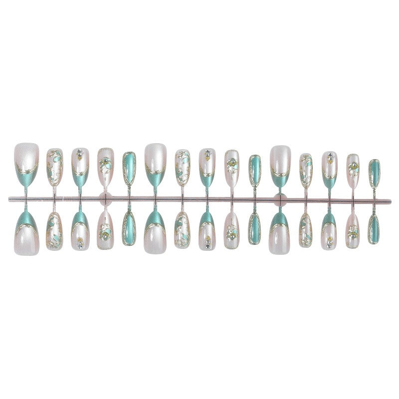 Artificial nail set with elegant gemstones Stornfield