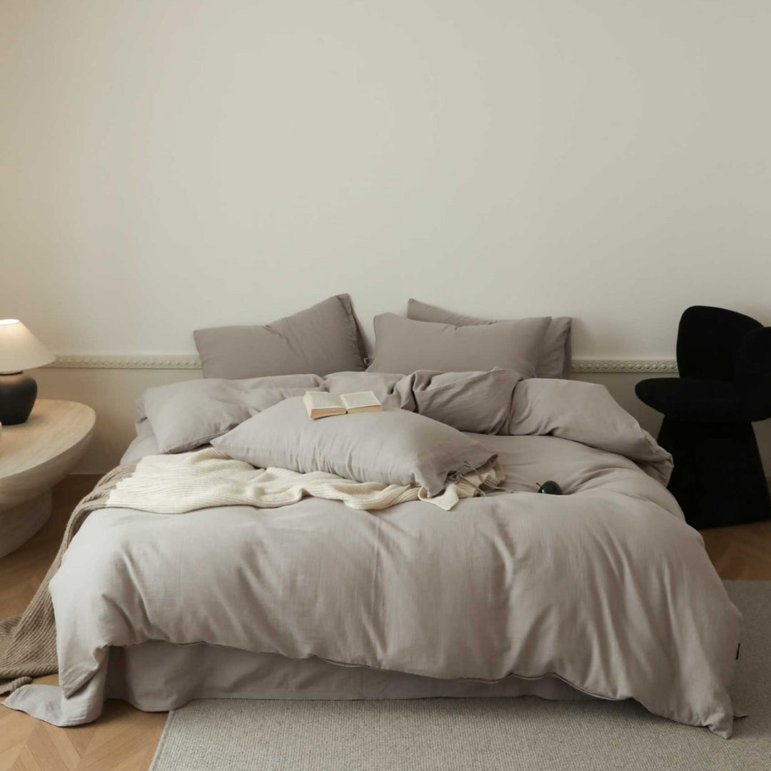 Breathable stonewashed bed linen set made of cotton-linen blend