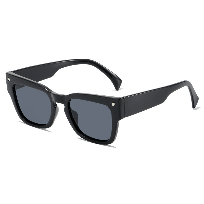 Ladies' fashionable sunglasses in trendy square design Stornfield