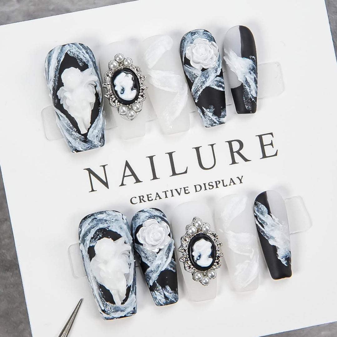 Decorative Acrylic Nail Set