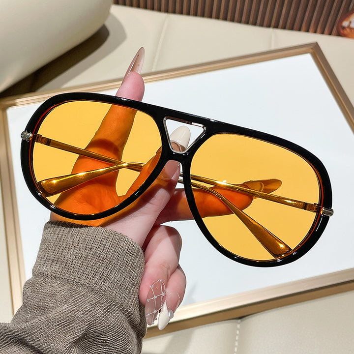 Ladies' sunglasses in an extravagant design with striking lenses Stornfield