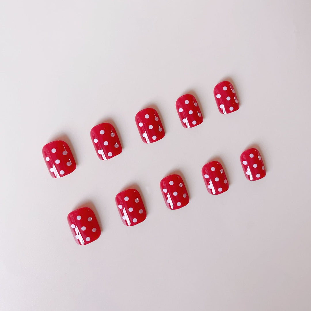 Nail set with stylish dots and high-gloss finish Stornfield