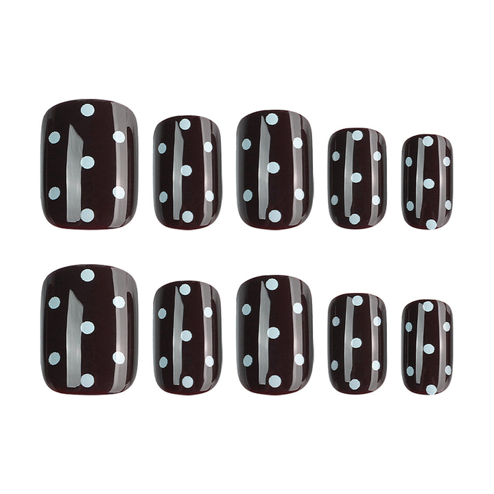 Artful Nail Art with Playful Dot Design Stornfield