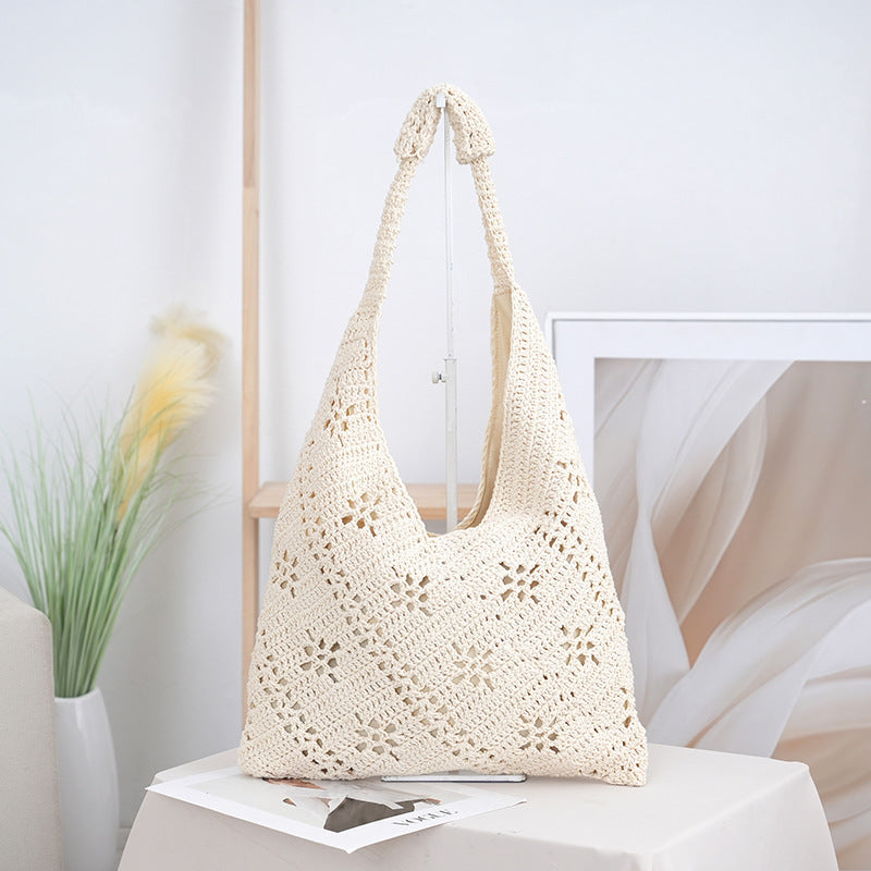 Handcrafted straw shoulder bag Stornfield