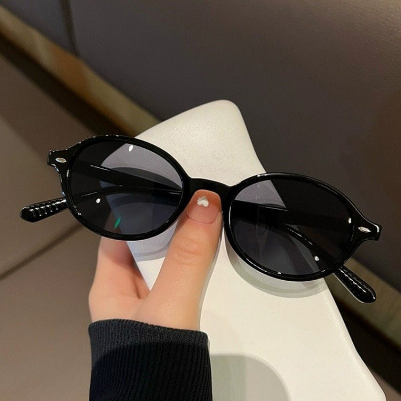 Vintage Oval Frame Sunglasses Stornfield